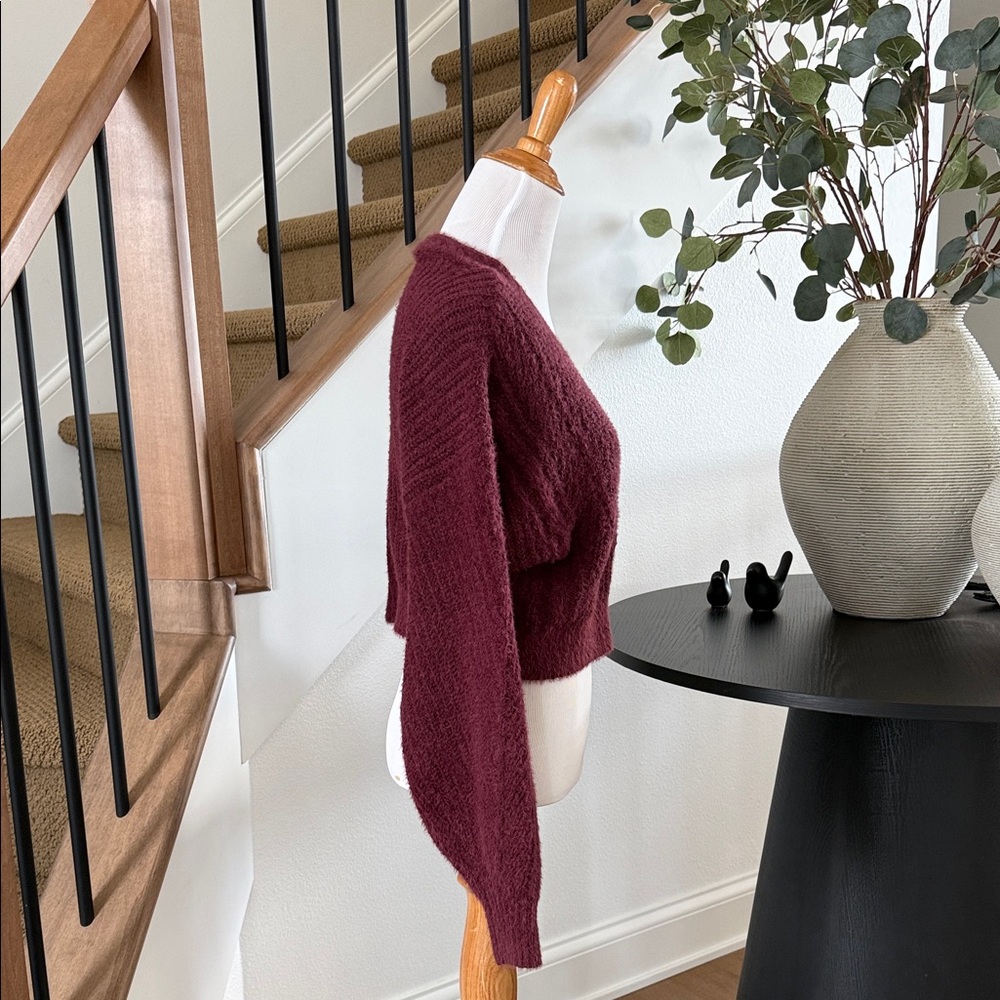 Abercrombie & Fitch Soft A&F Cropped V-neck Cardigan Burgundy Wine Size S - Picture 2 of 7